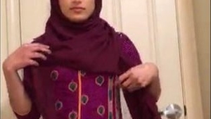 Big booty cutie in hijab