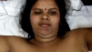 Indian wife engages in sexual activity