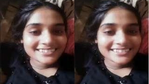 Indian girl displays her pussy and gets fucked