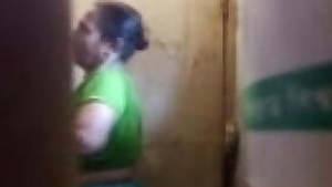 Deshi maid bath
