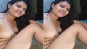 Naughty Desi bhabhi gets naked and records it on video