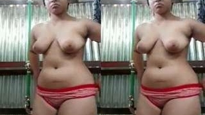 Hot Indian girl Desi strips and takes a bath in public