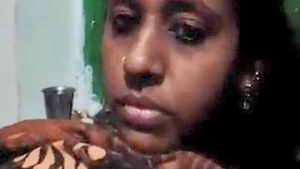 Tamil bhabhi's naughty selfie for her boyfriend