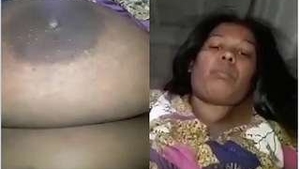 Lankan Tamil wife masturbates with her fingers