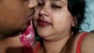 Sensual encounter between Bhabhi and her husband's brother