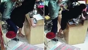 Indian girl gets fucked by shop owner in desi video