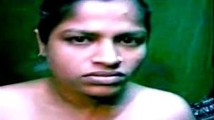 Watch an aunt in the nude defecating in the village of Vellore