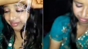 Desi babe shows off her naked pussy in steamy video