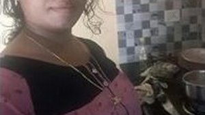 Auntie from south India flaunting her boobs and pussy on video call