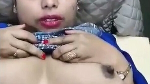 A married woman has sex with her lover