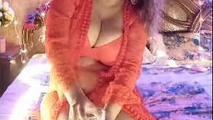 Sapna Sappu's steamy video on Escapenow