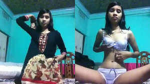 Cute Indian girl gives a blowjob and fingering session