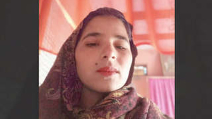 Missed MMS vids of a horny girl