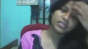 Desi teen reveals her naked body at her girlfriend's request