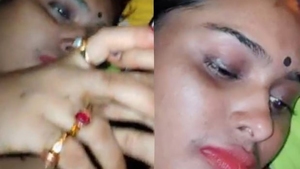 Indian bhabhi accompanies customer to his home