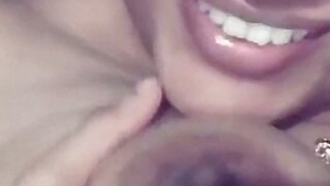 Mula njettu chappal selfie of Malayali beauty porn