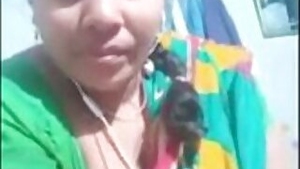 Village aunty hot expose