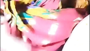 Desi wife show sexy pussy