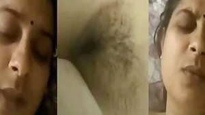 Sexy Bhabhi showing off her pussy to her secret lover