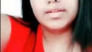 Seductive Indian beauty shares her ample bosom and intimate area in a video chat