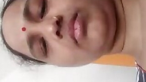 Desi aunty fingering and licking pussy