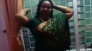 Desi couple enjoys sexual pleasure in bed