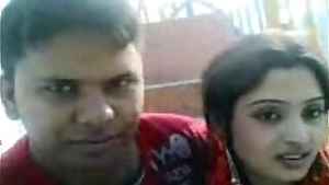 Sexy Wife Showing her Boobs In Public