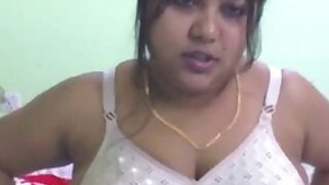 Desi bhabhi is going to indulge in some fingering