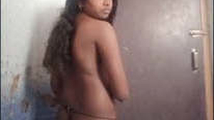 Enjoy the newest addition of a gorgeous and seductive girl performing