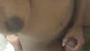 Indian couple enjoys steamy Tamil masti together