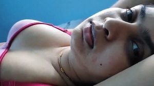 Tamil wife seductively entices with erotic MMS video