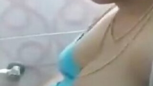 Sexy kerala chechi masturbation in bathroom