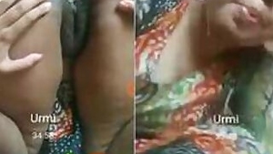 Desi MILF bends exposing XXX butt to online lover jerking off to her