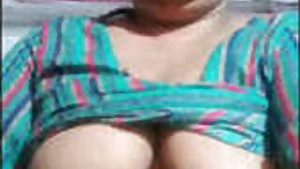 Horny Punjabi Bhabhi Fingering