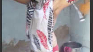 Adorable Desi girl's bath time turns into a steamy video