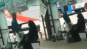 Muslim aunt's public handjob in Kerala