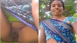 Indian bhabhi bares her boobs and pussy in a hot video