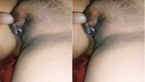 Watch a Desi bhabhi masturbate live on camera