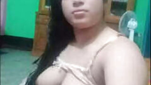 Bangladeshi Beautiful Married Bhabi Showing her big Boobs Pussy