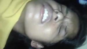 Indian truck driver has sex with his wife on the road