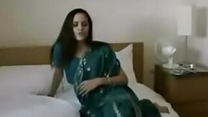 Desi Porn Babe Jasmine Mathur Stripping Saree
