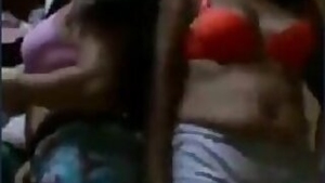 Desi cute lovely girl dance