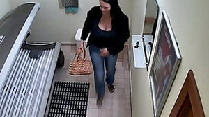 Huge Tits in Solarium