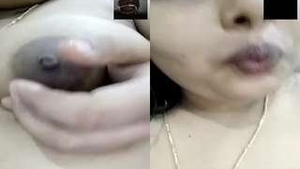 Lustful Bhabhi exposes her body on webcam