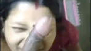 Desi married woman's impressive oral skills