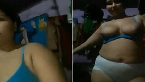 Attractive married woman from India earns extra cash as a webcam model