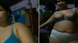 Attractive married woman from India earns extra cash as a webcam model