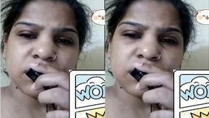 Indian babe reveals her breasts and vagina