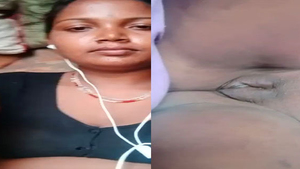 Tribal beauty shares intimate selfies of her naked pussy