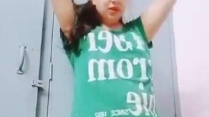 Aunt from Chandigarh shares nude selfies in video